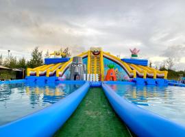 Fun Splash Tuaran，位于Tuaran的住所