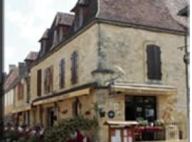 Le Nouvel Hotel，位于多姆的酒店