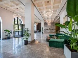 Tbilisi Philharmonic Hotel by Mercure