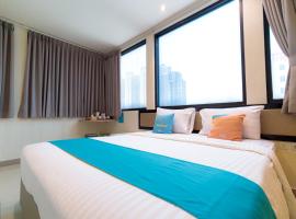 Sans Hotel Liv Ancol by RedDoorz，位于雅加达Pademangan的酒店