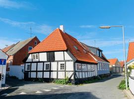 Timberframe house near Marstal Harbour，位于马斯塔尔的酒店