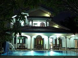 Sri Ra'anana Villa，位于马拉维拉的乡村别墅