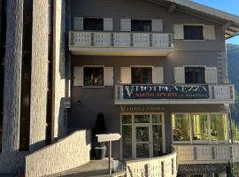 Hotel Vezza Alpine Lodge & Spa，位于韦扎多廖的滑雪度假村