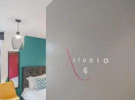 Deluxe Studio Apartments