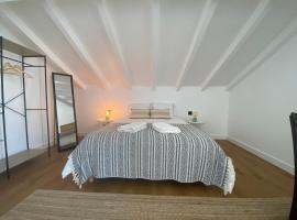 Grândola Suites - Suite Loft，位于格兰杜拉的青旅