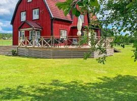 Holiday Home in Smaland Countryside