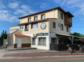 Hostal La Concha Somo，位于擞莫的酒店