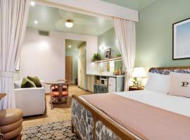 Palihouse Hyde Park Village，位于坦帕海德公园附近的酒店