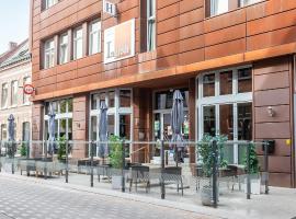 英格拉蒂酒店，位于布雷的酒店