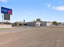 Motel 6 Pecos TX，位于佩科斯的酒店