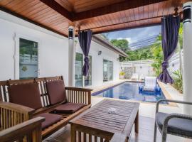 Jasmine Pool Villa in Nai Harn，位于拉威海滩的乡村别墅