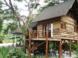 Uma Villa Manado，位于美娜多的度假短租房