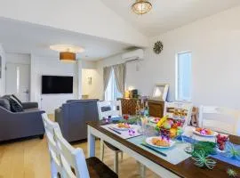 BBQ可能 美ら海水族館まで5分 最大11名宿泊可能　Emerald Side3