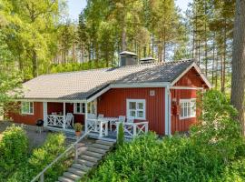 Holiday Home Punatulkku by Interhome，位于Hirsjärvi的度假屋