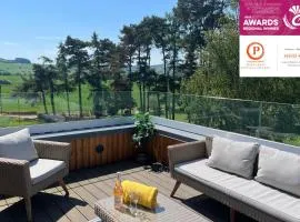 Luxury Lodge with Hot Tub at Lindores