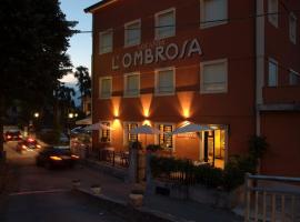 洛堪达洛姆布洛萨酒店，位于韦扎诺利古雷的酒店