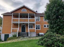 Apartment, Rekkedal Gjestegard - Sæbø，位于厄什塔的酒店