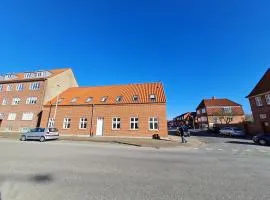 (id024) Østergade 87. 1 tv