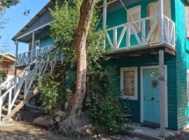 Hospedaje depto 2 habitaciones，位于Coronel的酒店