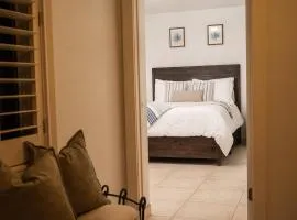 La Casa de Abajo