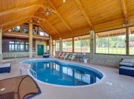 Pet-Friendly Shirley Pool House with Smart TV!