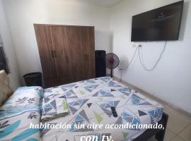 HABITACION EN APARTAMENTO COMPARTIDO - VENTILADOR，位于巴耶杜帕尔的酒店