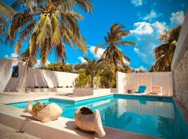 Beach Bliss Bungalow - Amazing pool，位于车勒姆的酒店