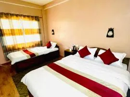 Hotel Tree Tops- A Serene Friendly Hotel in Sauraha
