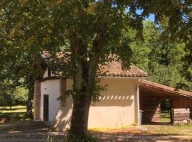 Eco-gîte en pleine nature，位于Lisle-sur-Tarn的酒店