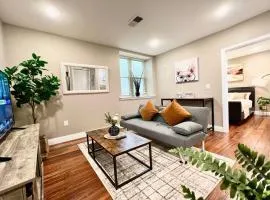 405 Spacious and superior 1BDR APT in center city