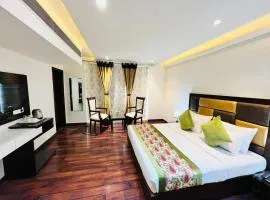 Hotel Aura IP Grand Karkardooma Metro Station New Delhi Couple friendly