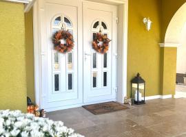 Alma Rezidence，位于图尔达的带泳池的酒店