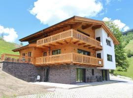 Modern chalet with sauna near ski area in Saalbach Hinterglemm Salzburgerland，位于萨尔巴赫的酒店