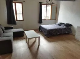 BudgetBnb 134, Toulon grand studio ensoleillé