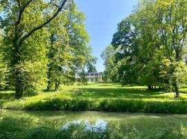 Château de Belleaucourt，位于Coulommes-la-Montagne的酒店