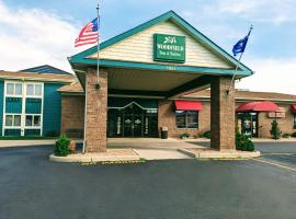 Woodfield Inn and Suites，位于Marshfield的酒店