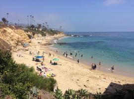 laguna beach cottage home，位于拉古纳海滩的酒店