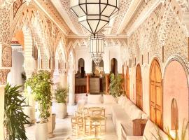 Riad Azad & Spa，位于马拉喀什的摩洛哥传统庭院