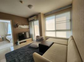 2 Bedrooms 2 bath Apartment，位于清迈的酒店