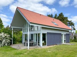 Ferienhaus Wiesengeflüster S1 - mit Sauna, Kamin und Workation an der Müritz，位于马林费尔德的酒店