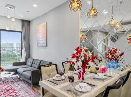Cozy 2 Bedroom Condo in Masteri Thao Dien, Fully Furnished With Full Amenities，位于胡志明市的酒店