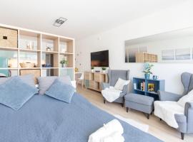 Panoráma Sétány Apartman Fonyód，位于福纽德的酒店