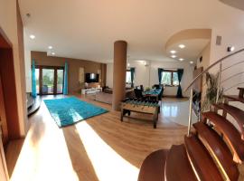 Dom Wakacyjny w Karkonoszach，位于科瓦雷的酒店