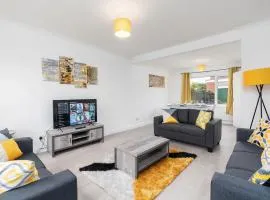Spacious Modern Home in Sheffield