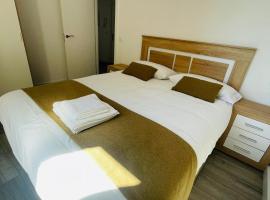 Apartamentos Rurales La Plaza 1，位于杜鲁埃洛德拉谢拉的酒店