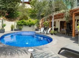 Casa Barefoot Private 2BR Vacation Home