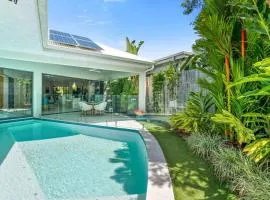 Belle Escapes Luxury Beach Edge