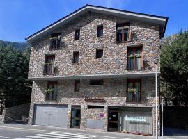 Apartaments Turistics El Buner，位于奥尔迪诺的酒店