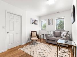 Opulent 2 Bedroom Getaway，位于底特律的酒店