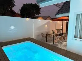 Luxury Villa with Massage Pool in Downtown Pattaya, Walking Street